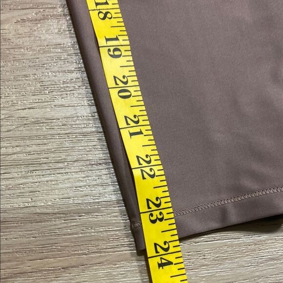 All in Motion Mauve Effortless Support High Rise 7/8 Leggings Size XL - Picture 12 of 13